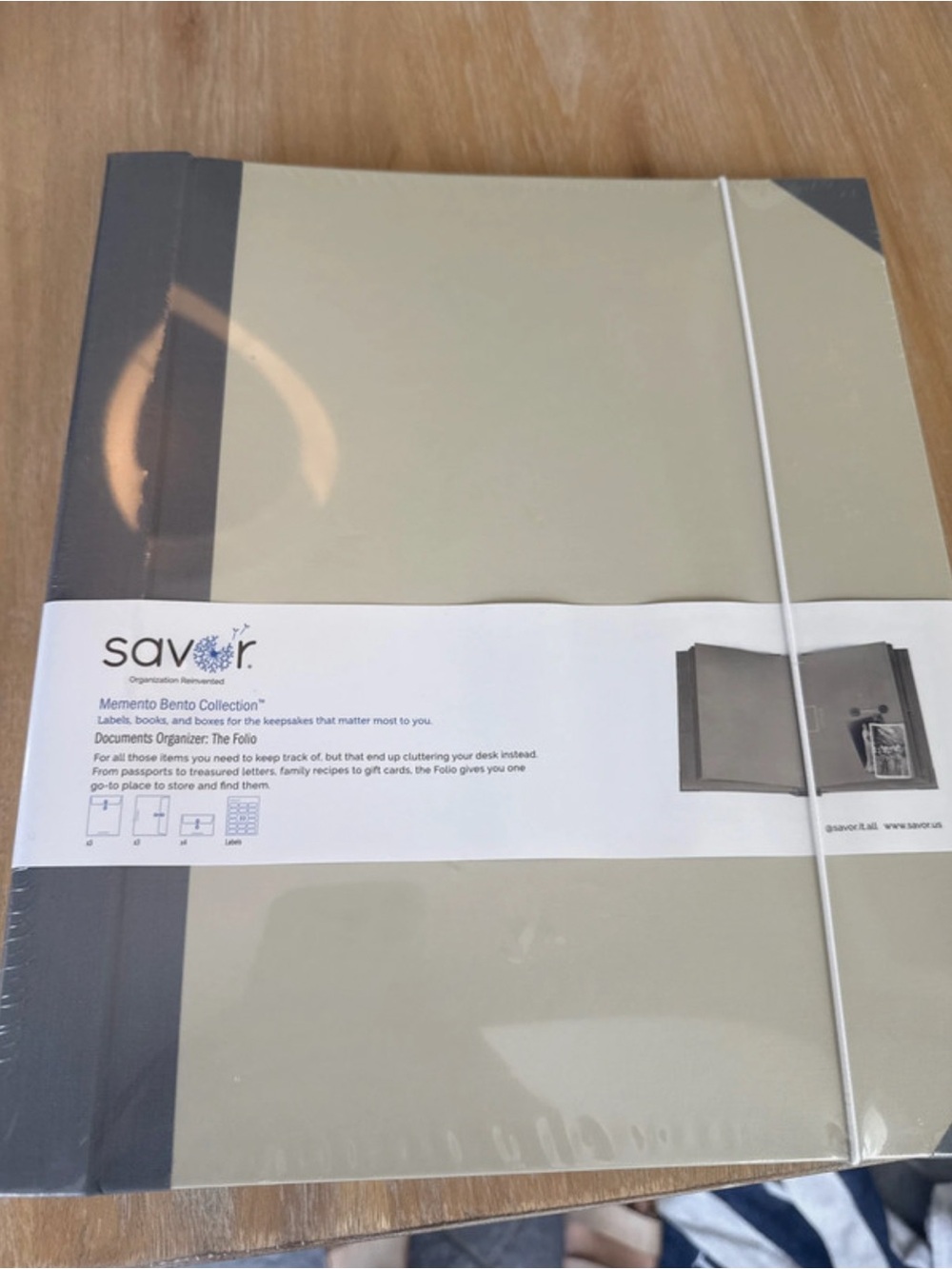 Savor Momento Bento Collection : The Folio Document Organizer Folio
